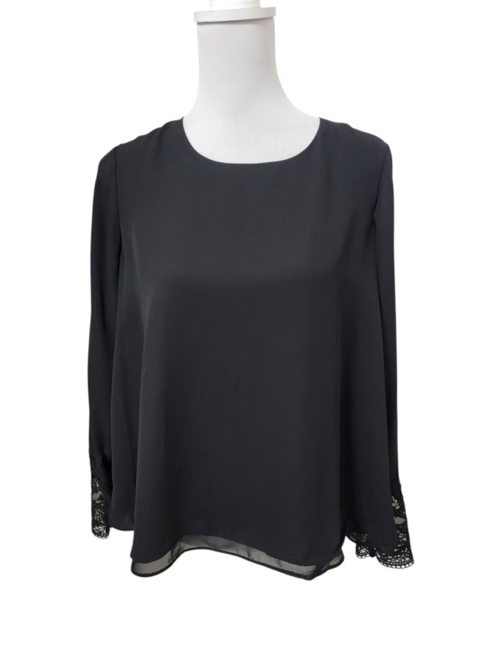 Zac & Rachel Size M Black Lace Cuff Long Sleeve Blouse